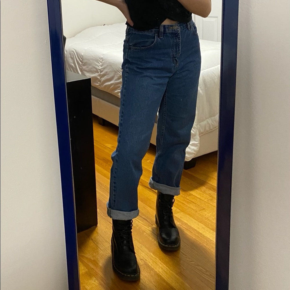 High-rise vintage mom jeans